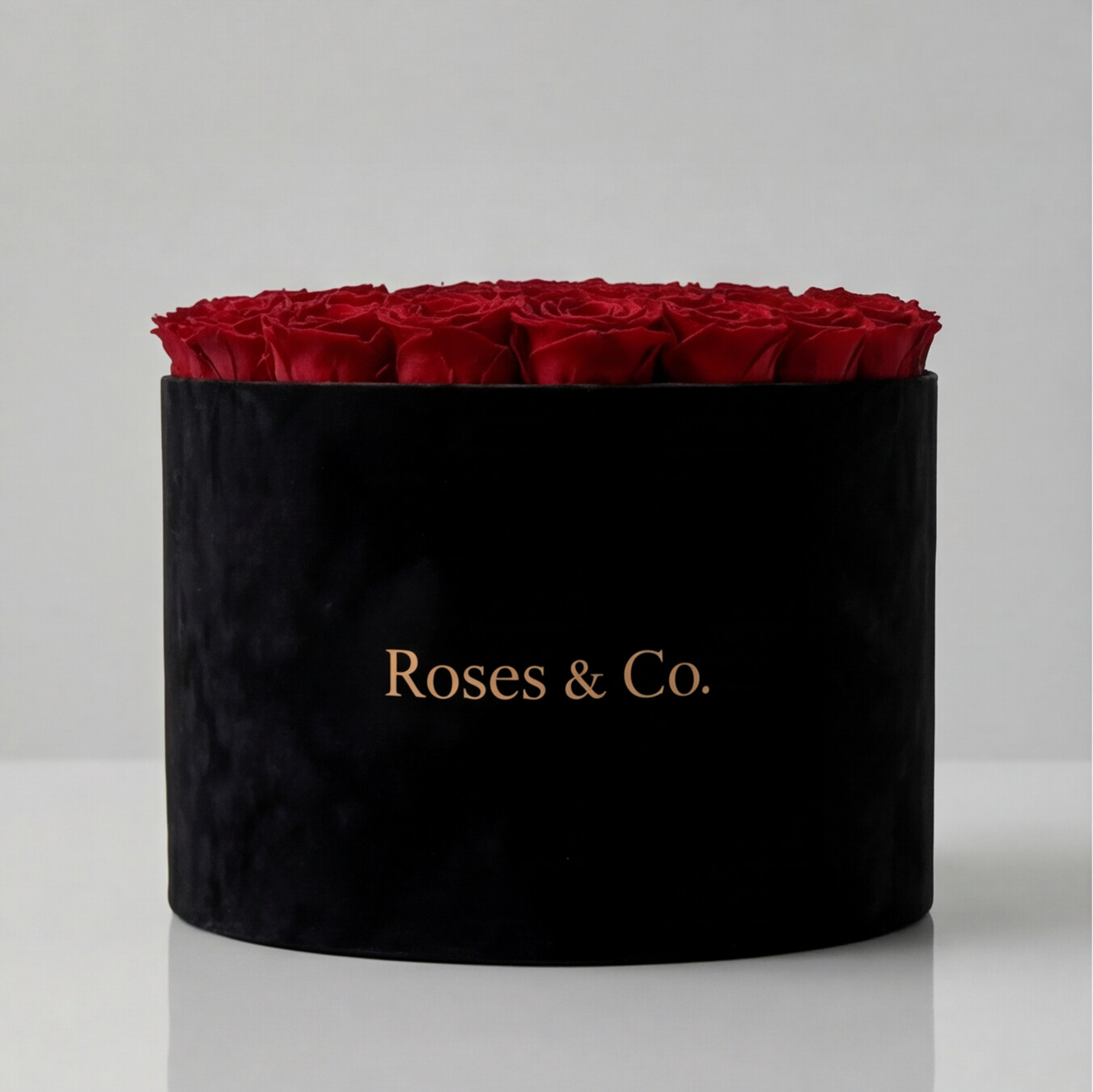 LUMIÈRE — Rose Box with 35 Preserved Roses